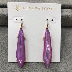 NWT Kendra Scott Purple “Grey” Earrings
